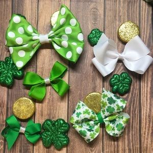 St Patrick’s Day Bows